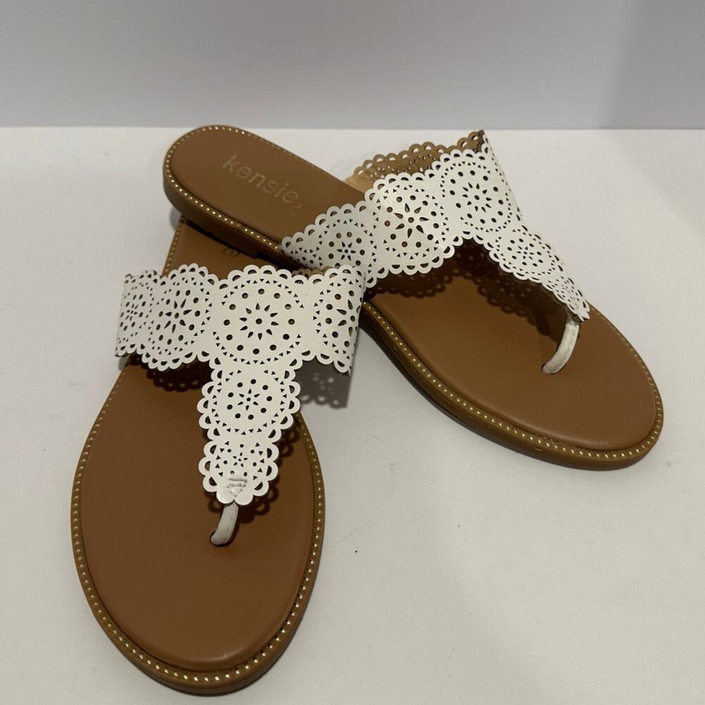 Womens Kensie White Thong flip flops size 10